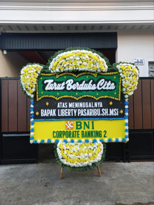 Papan Bunga Duka di Manis Mata