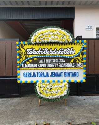 Papan Bunga Duka di Manis Mata