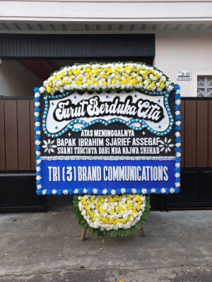 Papan Bunga Duka di Manis Mata